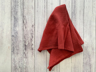 Elegant Crinkle Cotton Dinner Napkins – 4-Piece Soft Textured Set