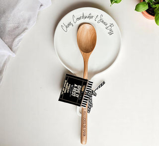 Chaos & Sauce Boss Spoon Rest with Wooden Spoon – Funny Porcelain Kitchen Gift