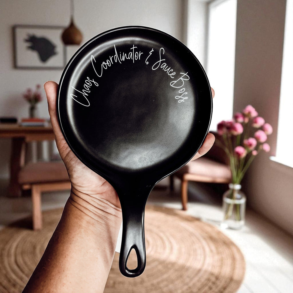 Chaos & Sauce Boss Spoon Rest with Wooden Spoon – Funny Porcelain Kitchen Gift