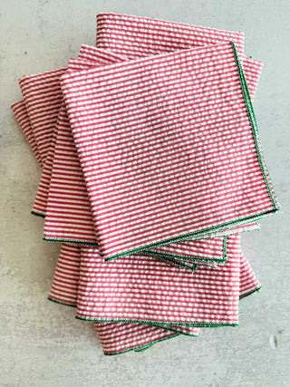Elegant Holiday Seersucker Napkins – 4-Piece Red & Green Table Linen Set