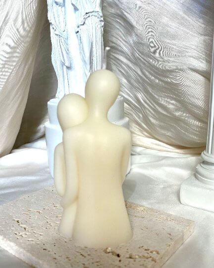 Cuddling Couple Handmade Scented Candle for Cozy Moments