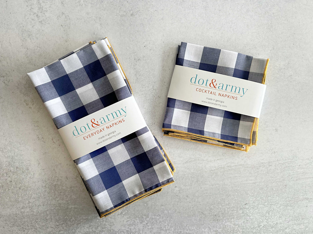 Elegant Gingham Check Napkins with Honey Border – 4-Piece Cotton Blend Set