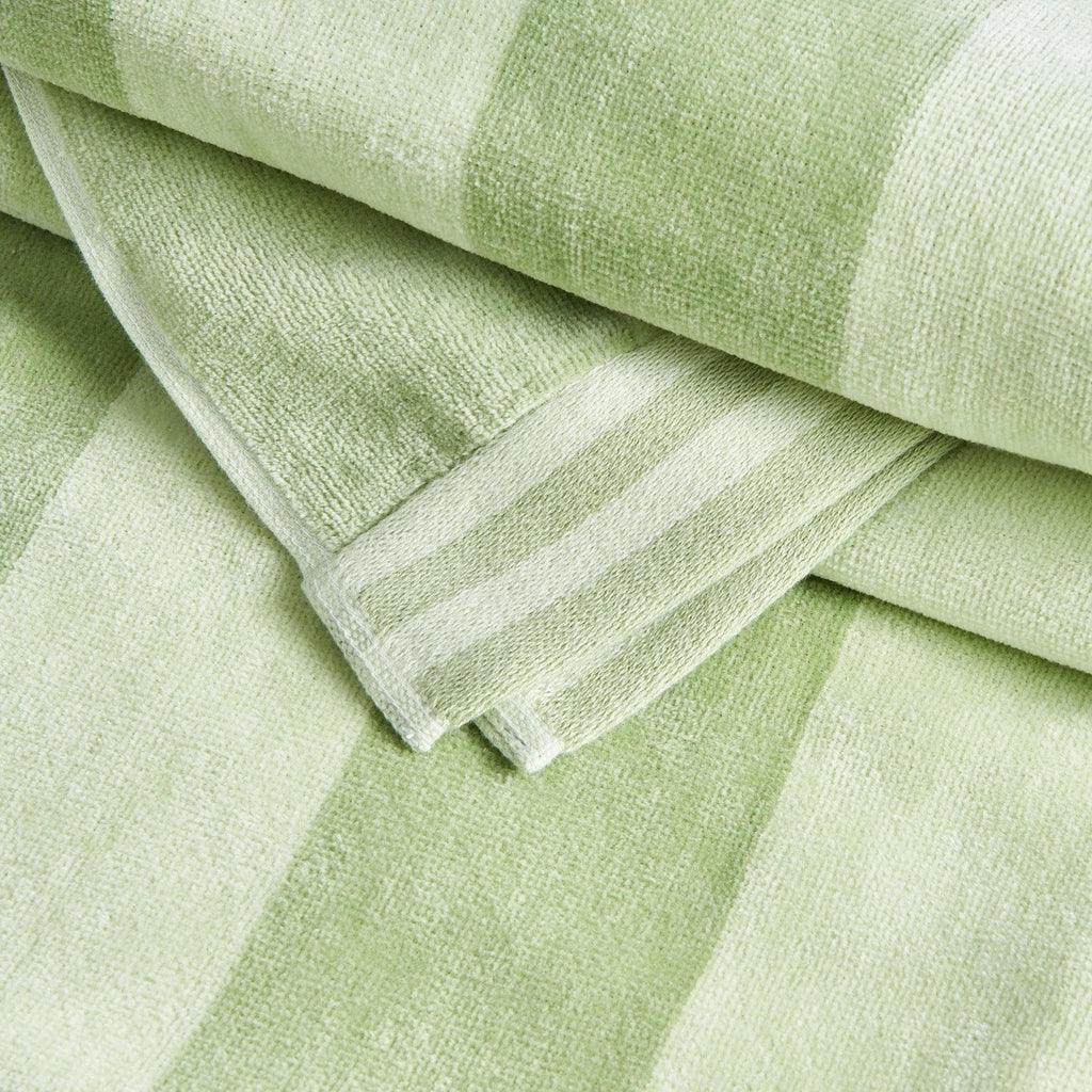 Elegant Oversized Striped Cabana Beach Towel – Edgartown Collection