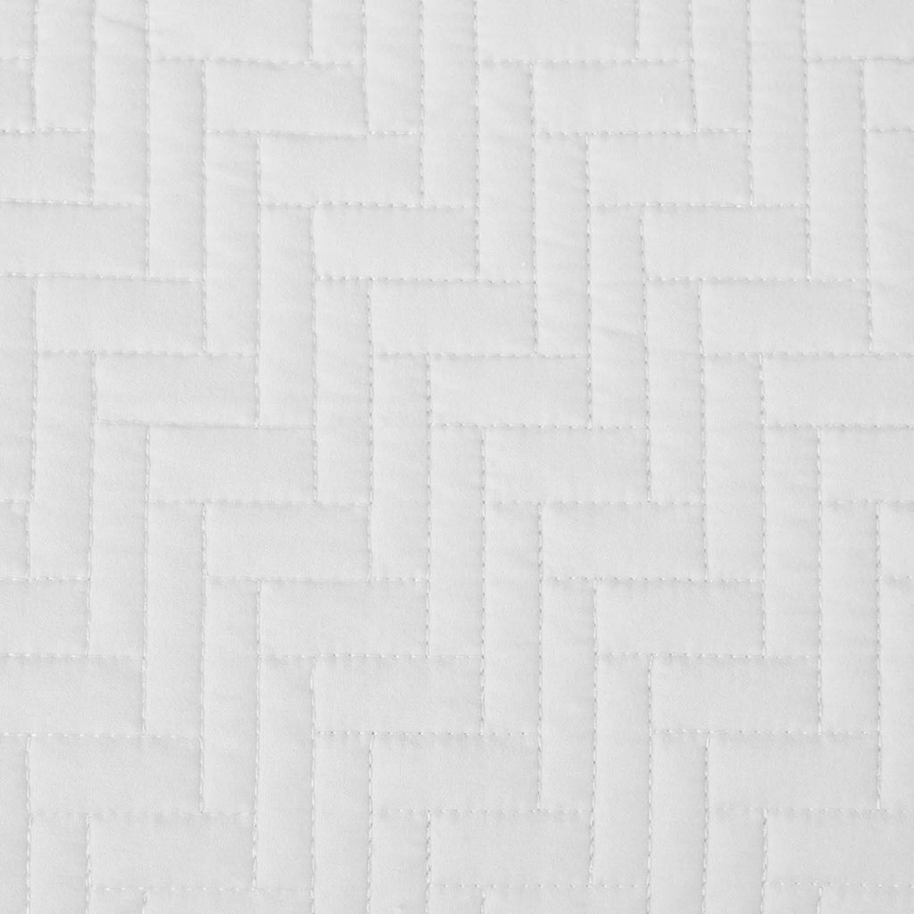 Elegant Herringbone Stitched Quilt Set – Louise Collection (3-Piece)