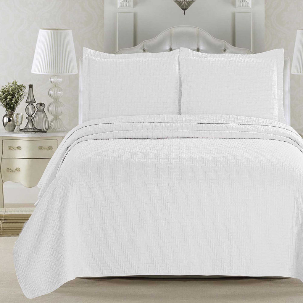 Elegant Herringbone Stitched Quilt Set – Louise Collection (3-Piece)