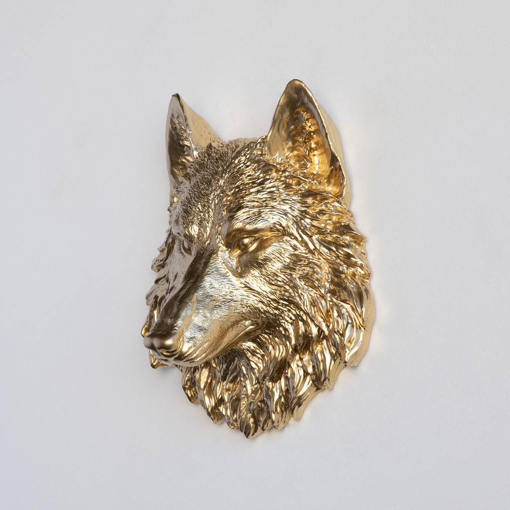 Sculpted Mini Faux Wolf Head Wall Decor