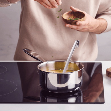 Maestro Stainless Steel Saucepan with Lid - 1.7 Qt.