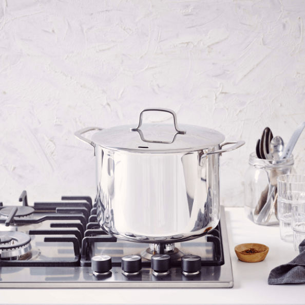 Maestro Stock Pot with Lid – Large Nonstick Stockpot for Soup and Stew