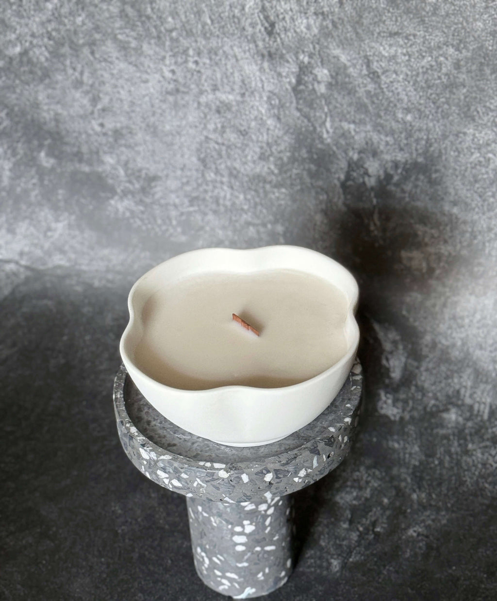 Modern Candle Collection: Elevate Your Space with Our Elegance Collection