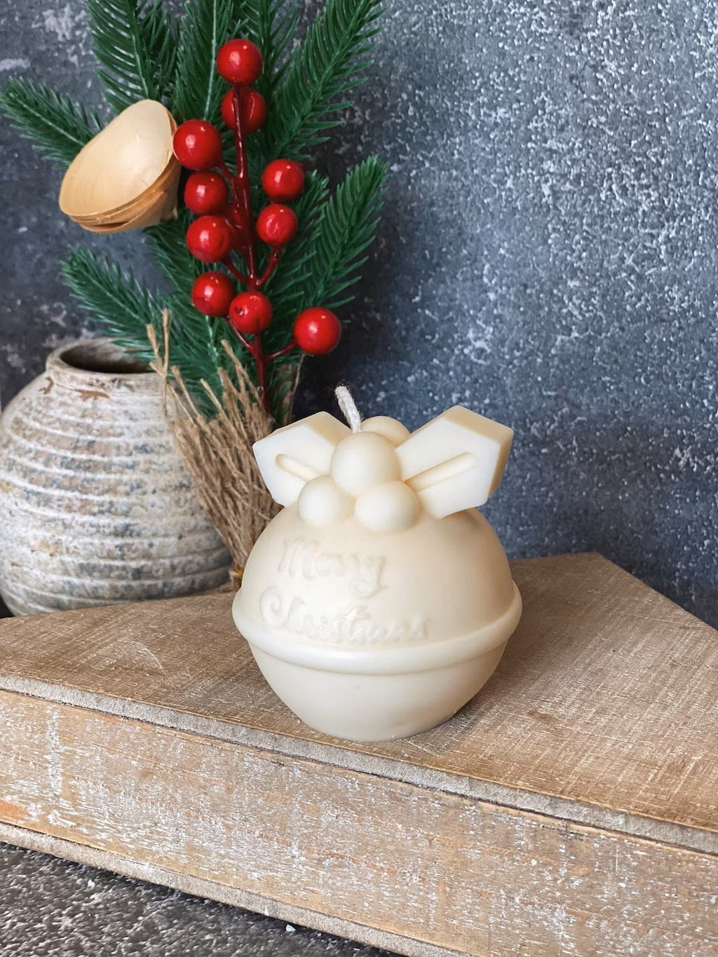 Round Bell Christmas Candle - Anara Lifestyle