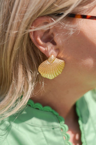 Sullivan Gold Shell Earring - 18k Gold Plated - Belle of the Ball Collection