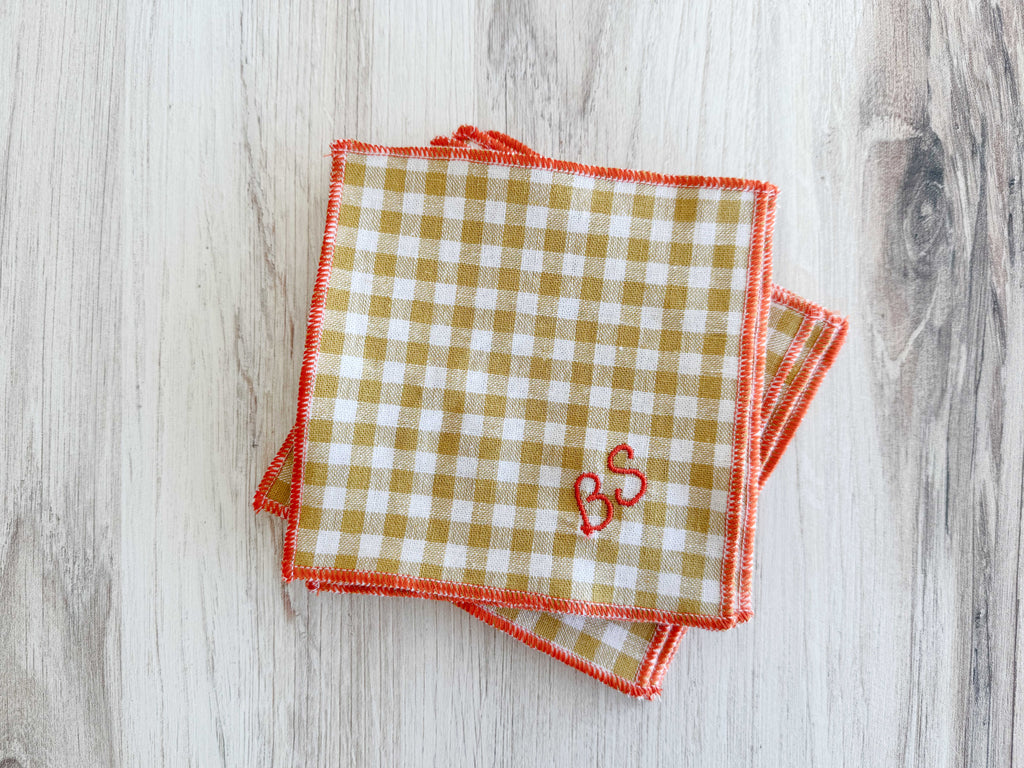 Elegant Mini Check Linen Cocktail Coasters – 8-Piece Bar Accessory Set