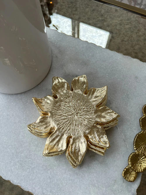 Gold Flower Shaped Coaster, Set of 4